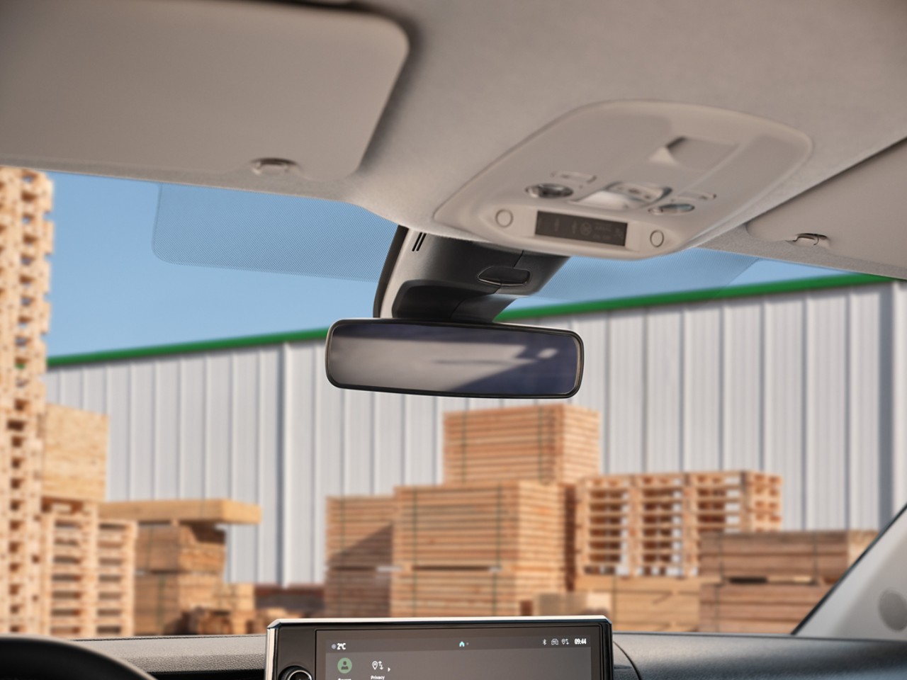 Digital rear-view mirror provides a clean, unobstructed rear view 